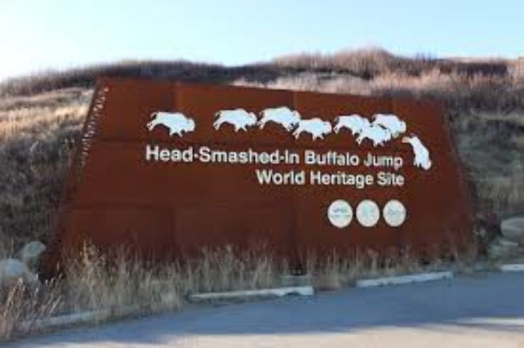 Head-Smashed-In Buffalo Jump  Trip Packages